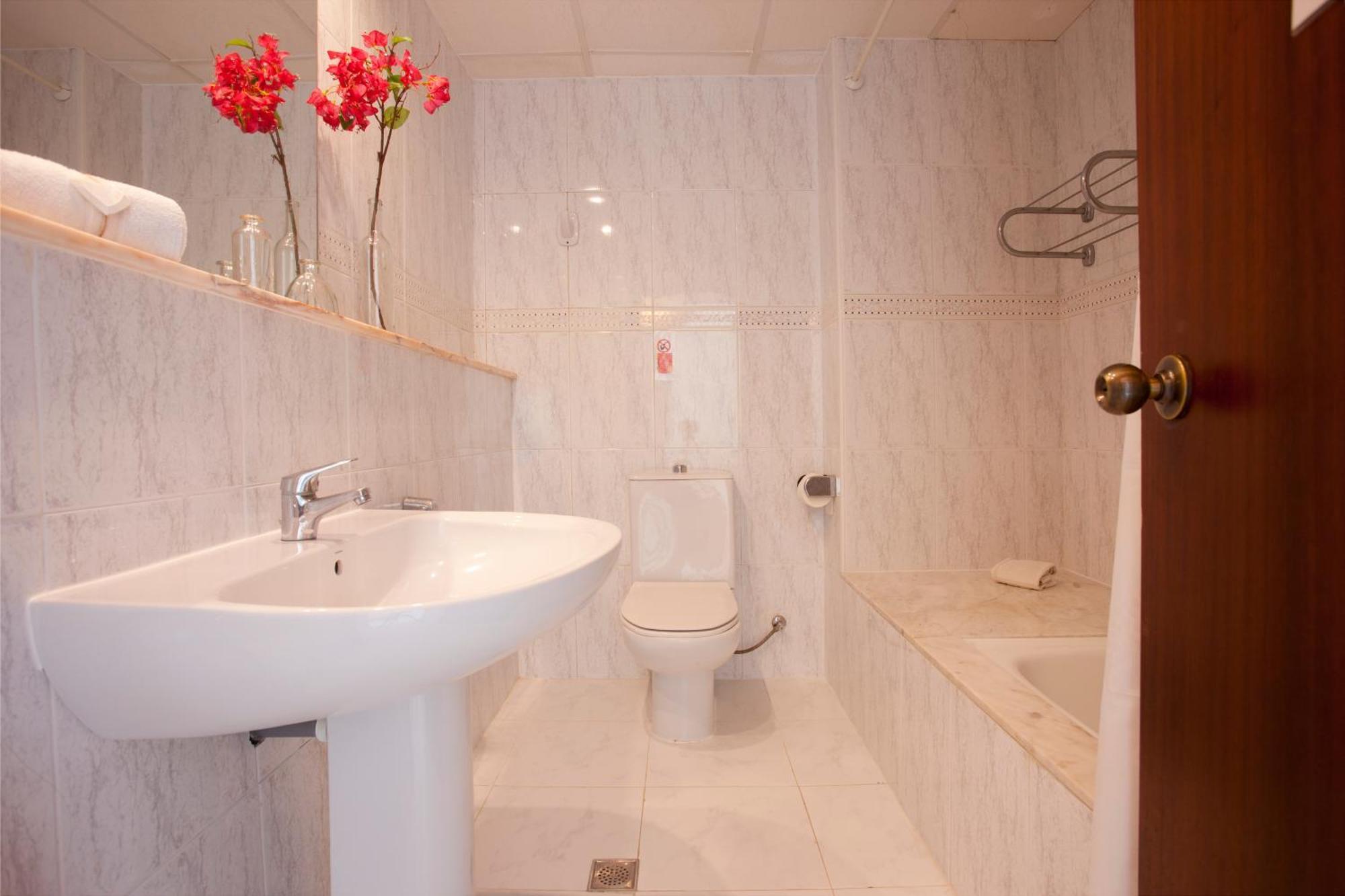 Sol Romantica By Dot Aparthotel 3*